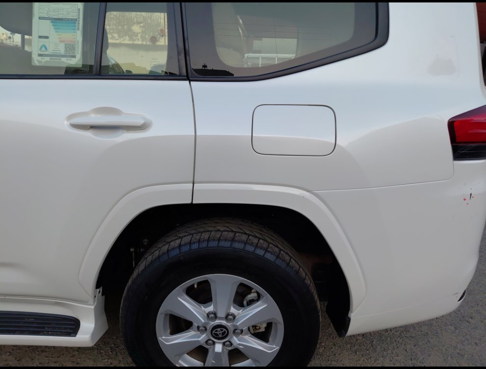 Toyota Land Cruiser GX-R 2023 image