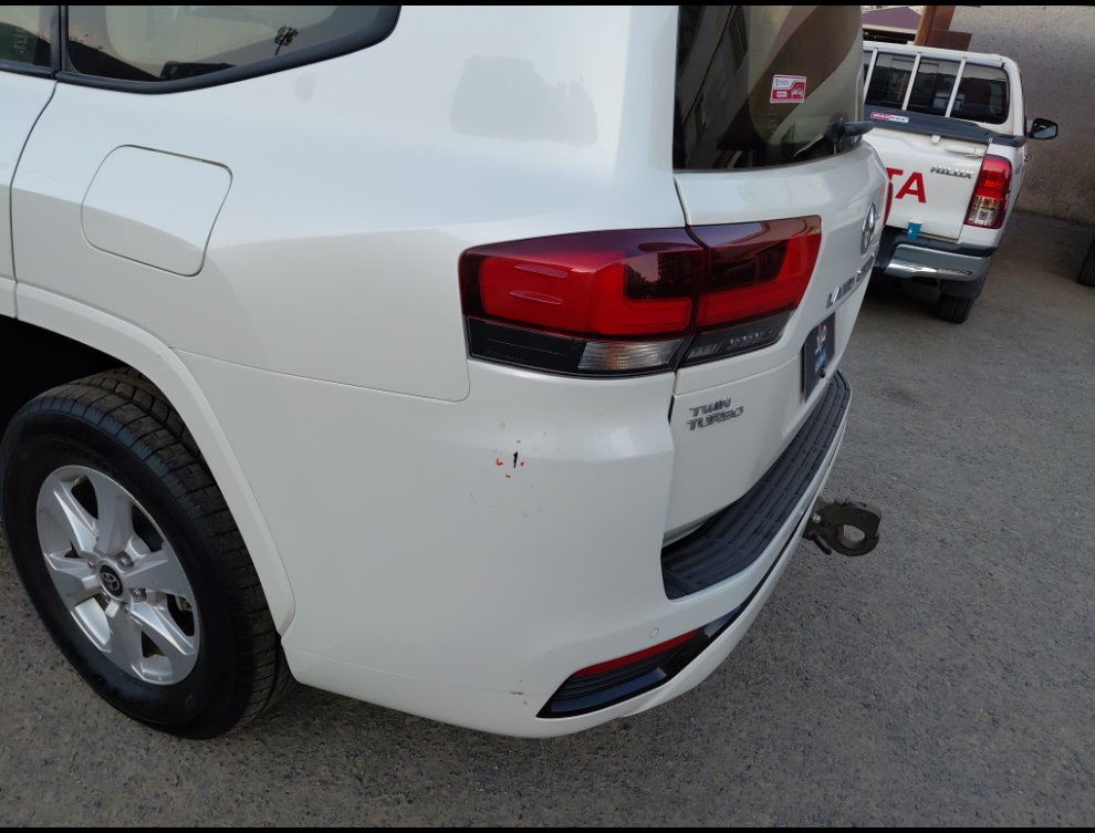 Toyota Land Cruiser GX-R 2023 image