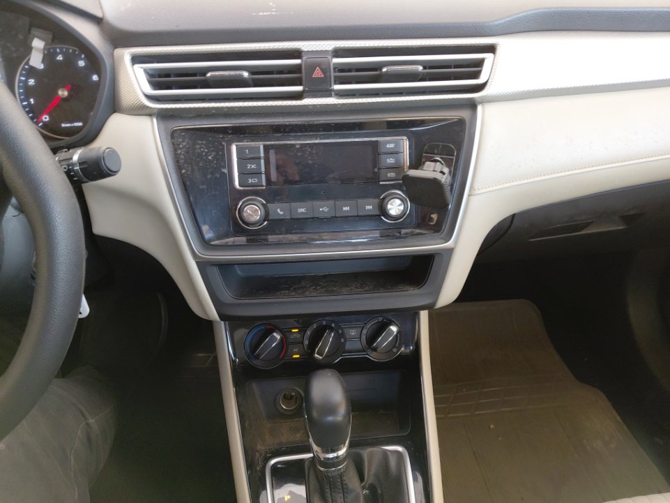 إم جي 5 STD 2023 image