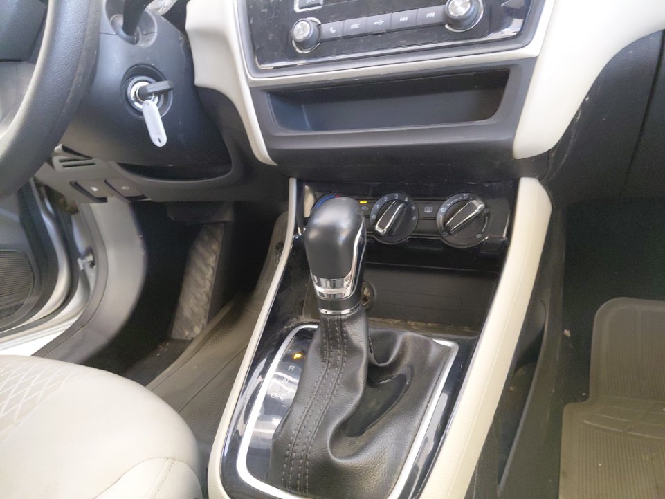 إم جي 5 STD 2023 image