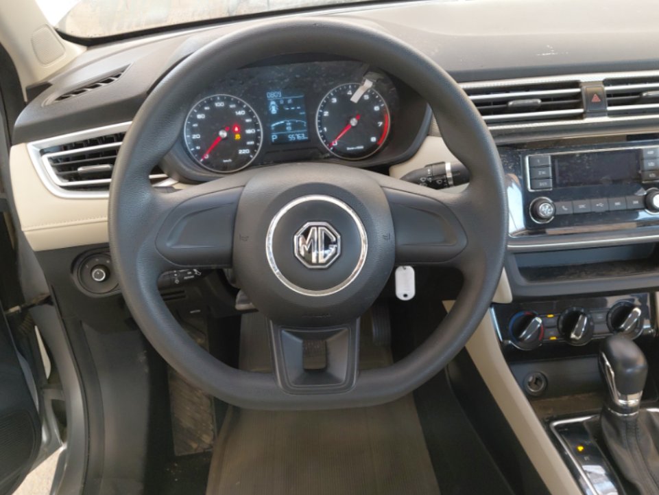 إم جي 5 STD 2023 image