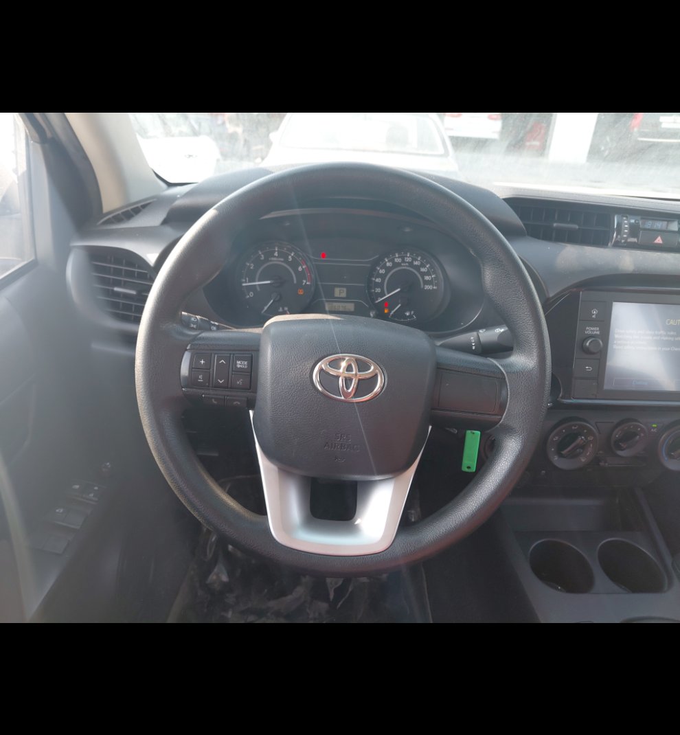 Toyota Hilux 4x4 2021 image