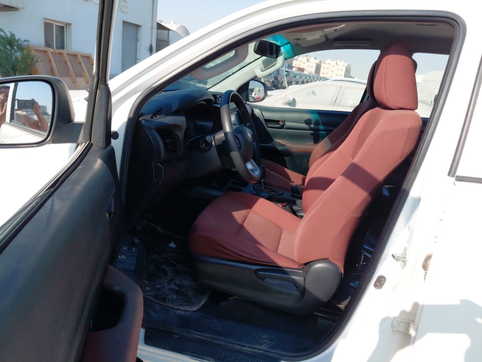 Toyota Hilux 4x4 2021 image