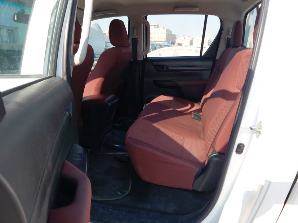 Toyota Hilux 4x4 2021 image