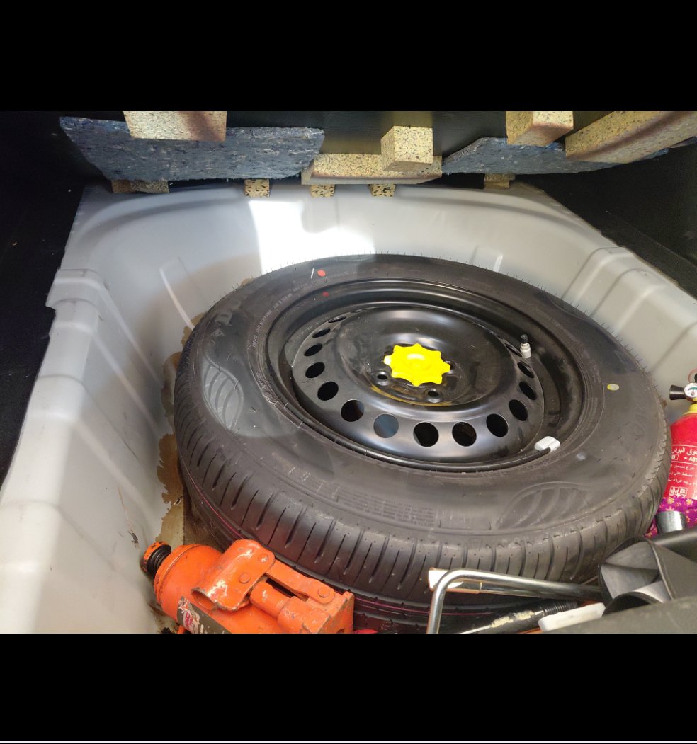 Toyota Yaris SD Y 2023 image