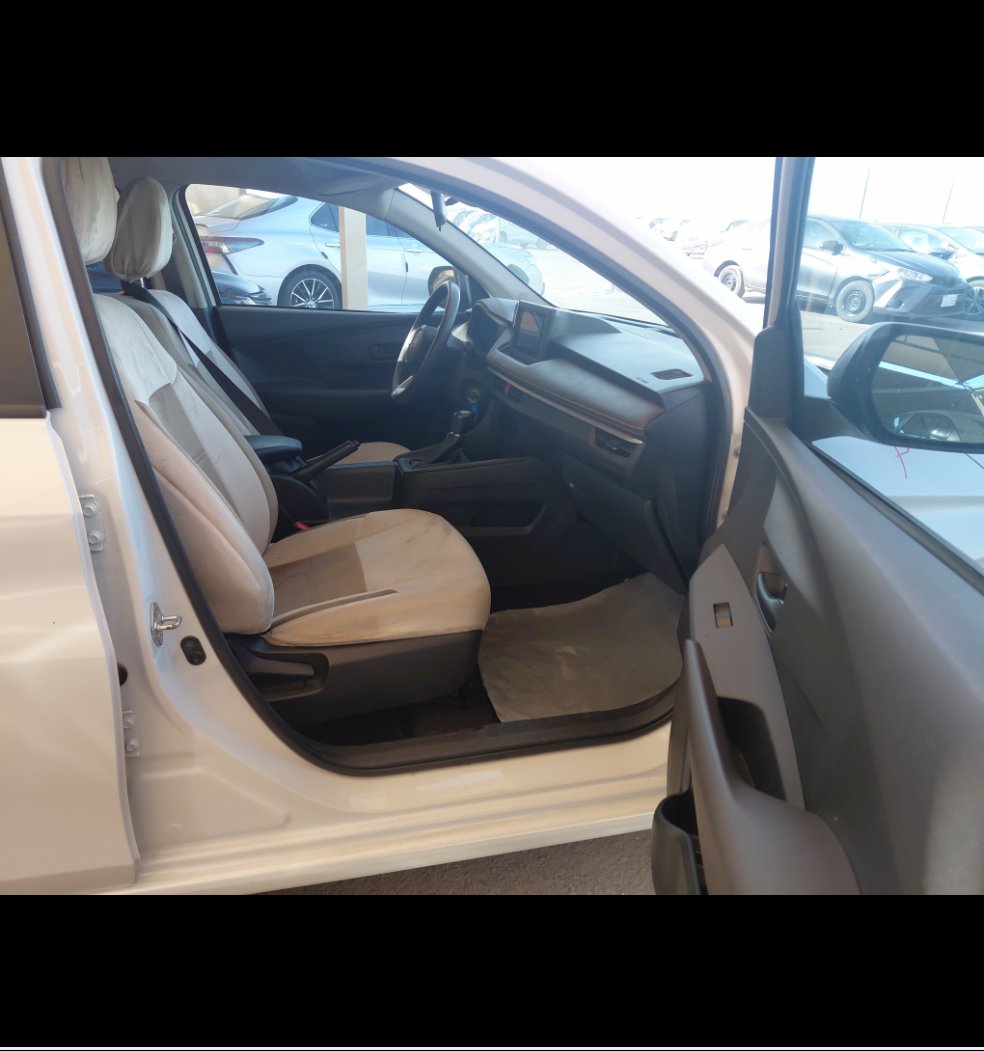 Toyota Yaris SD Y 2023 image