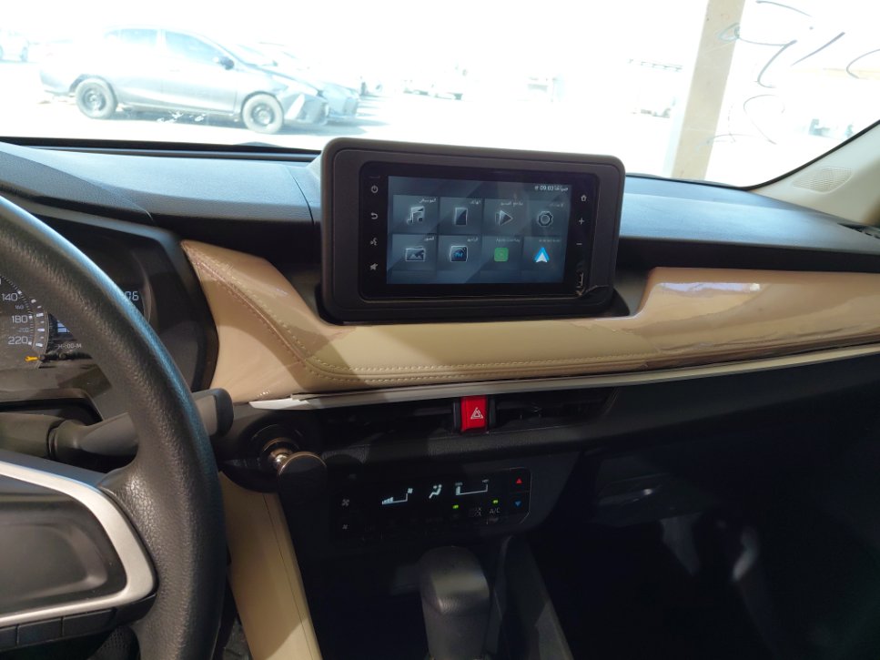 Toyota Yaris SD Y 2024 image