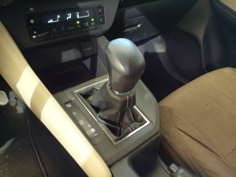 Toyota Yaris SD Y 2024 image