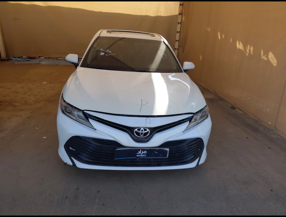 تويوتا كامري GLE 2020