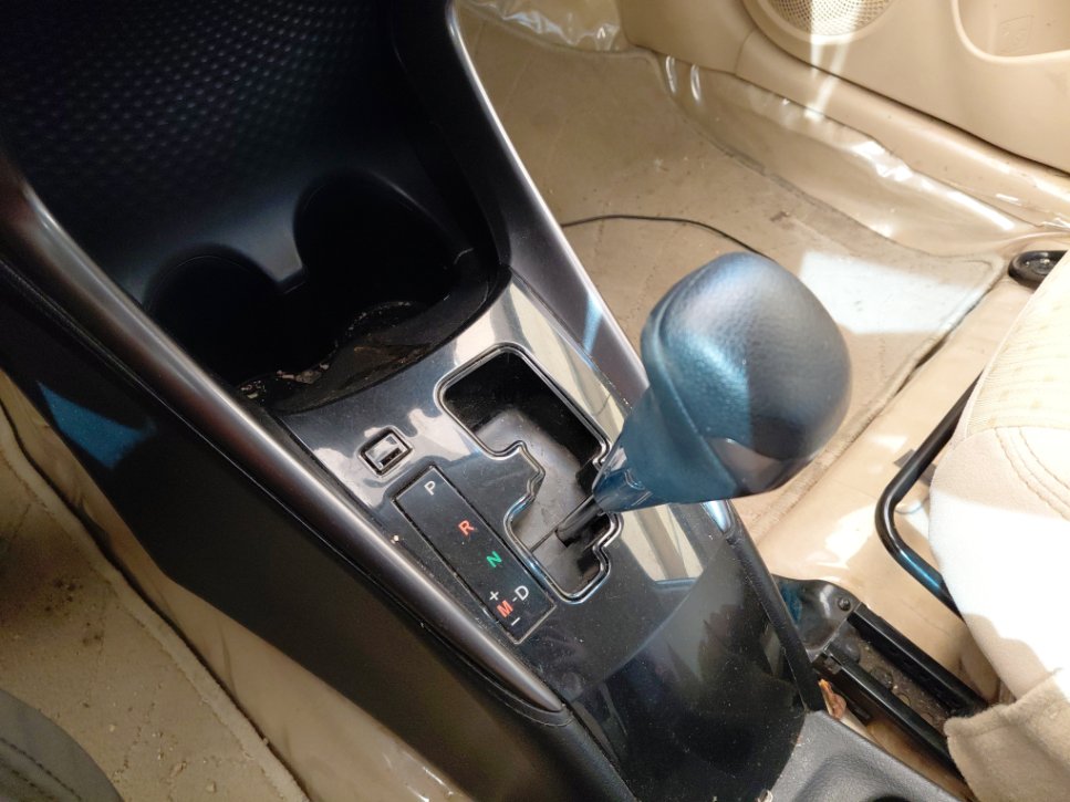 تويوتا يارس SD Y 2022 image