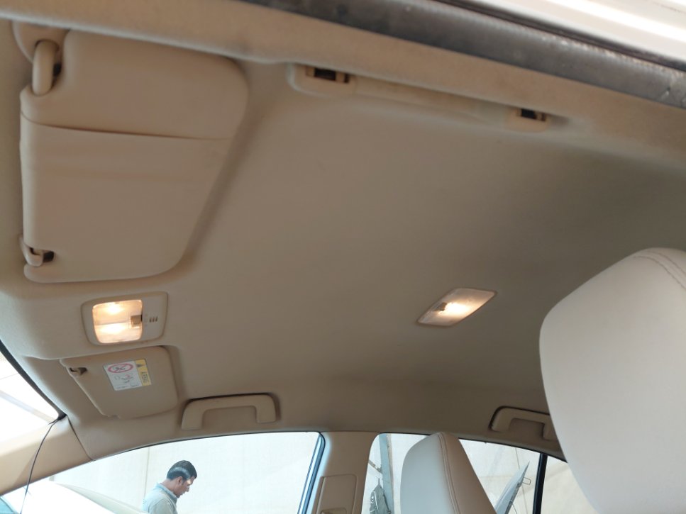 تويوتا يارس SD Y 2022 image