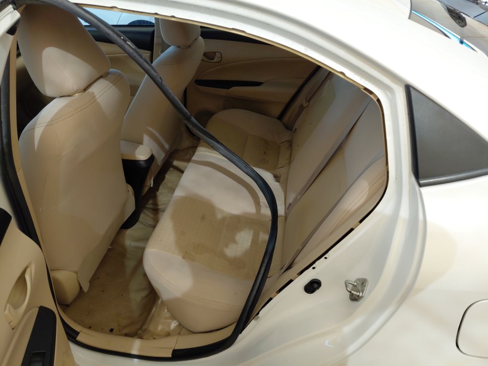 تويوتا يارس SD Y 2022 image