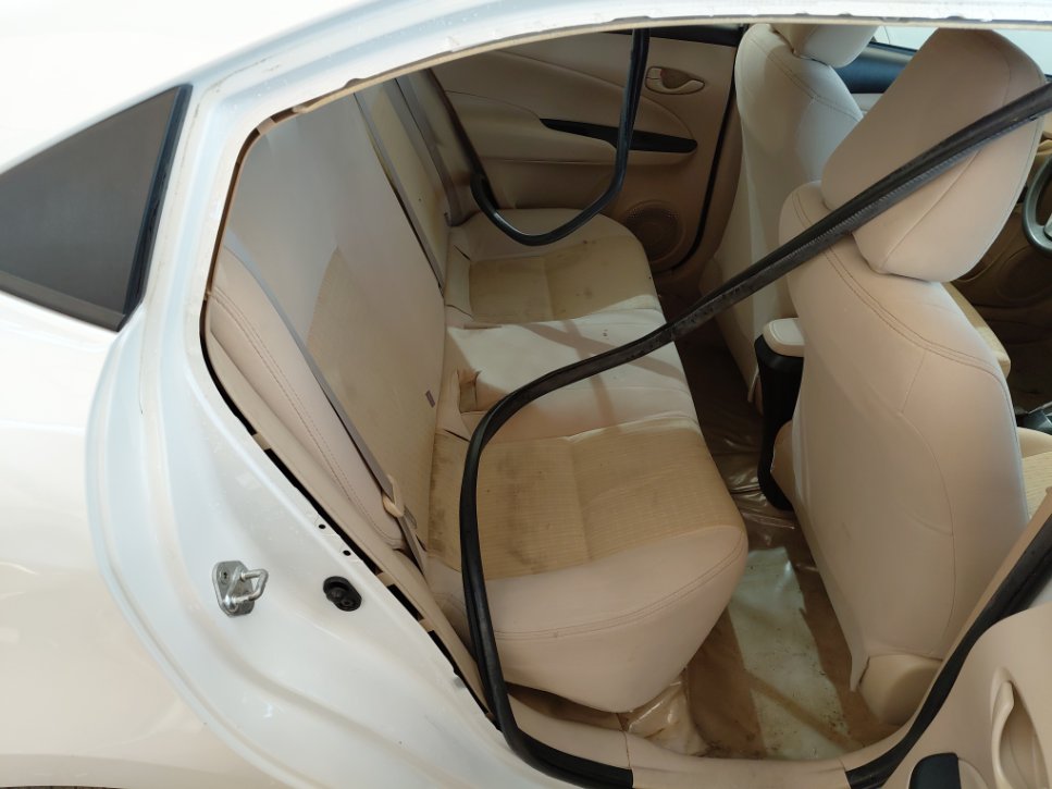 تويوتا يارس SD Y 2022 image