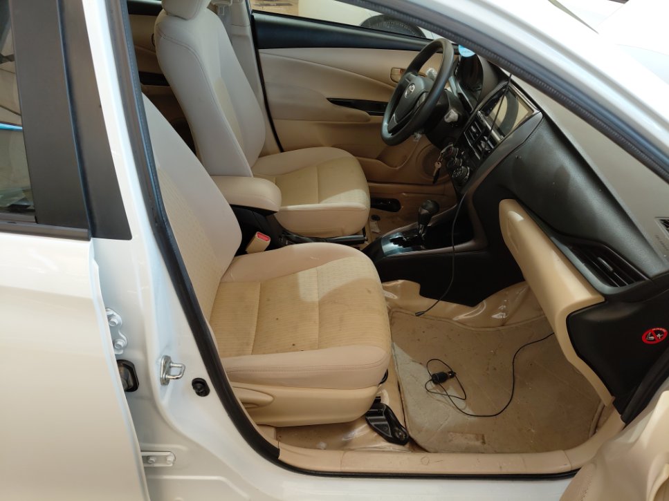 تويوتا يارس SD Y 2022 image