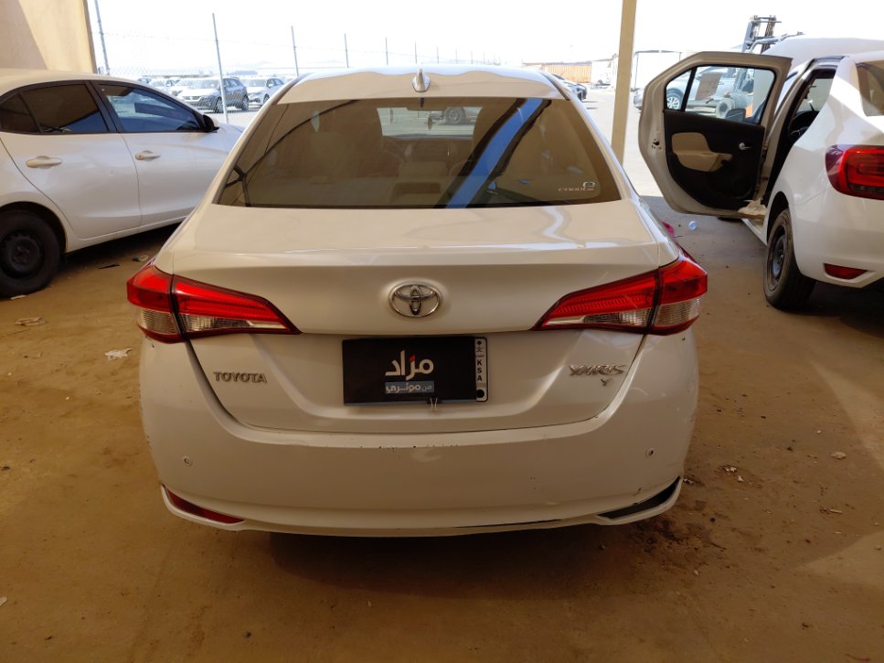 تويوتا يارس SD Y 2022 image