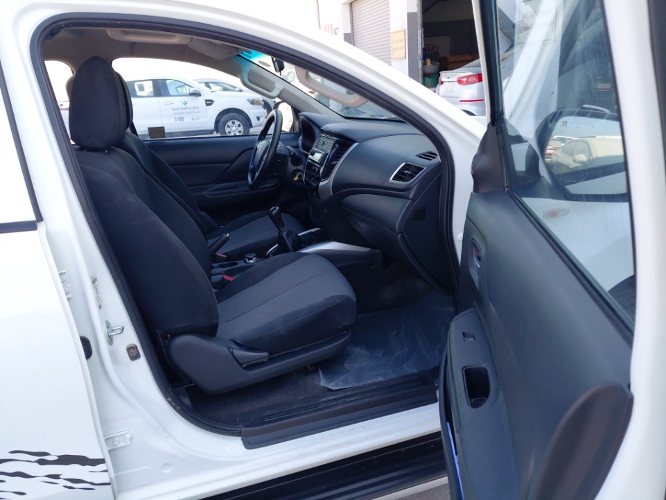 Mitsubishi L200 4x4  2022 image