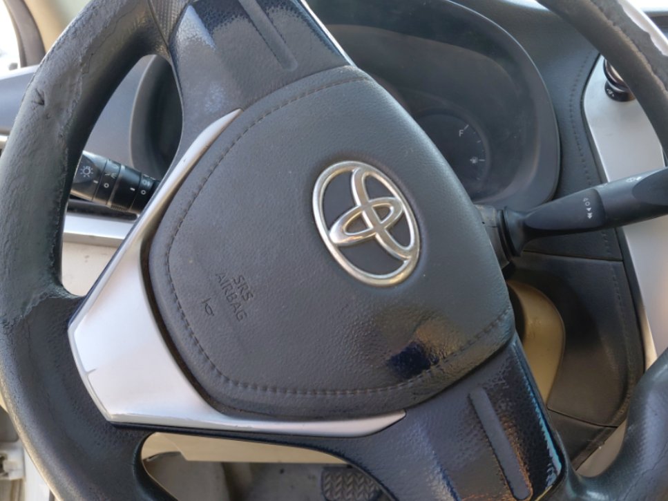 Toyota Yaris Y FLT  2020 image