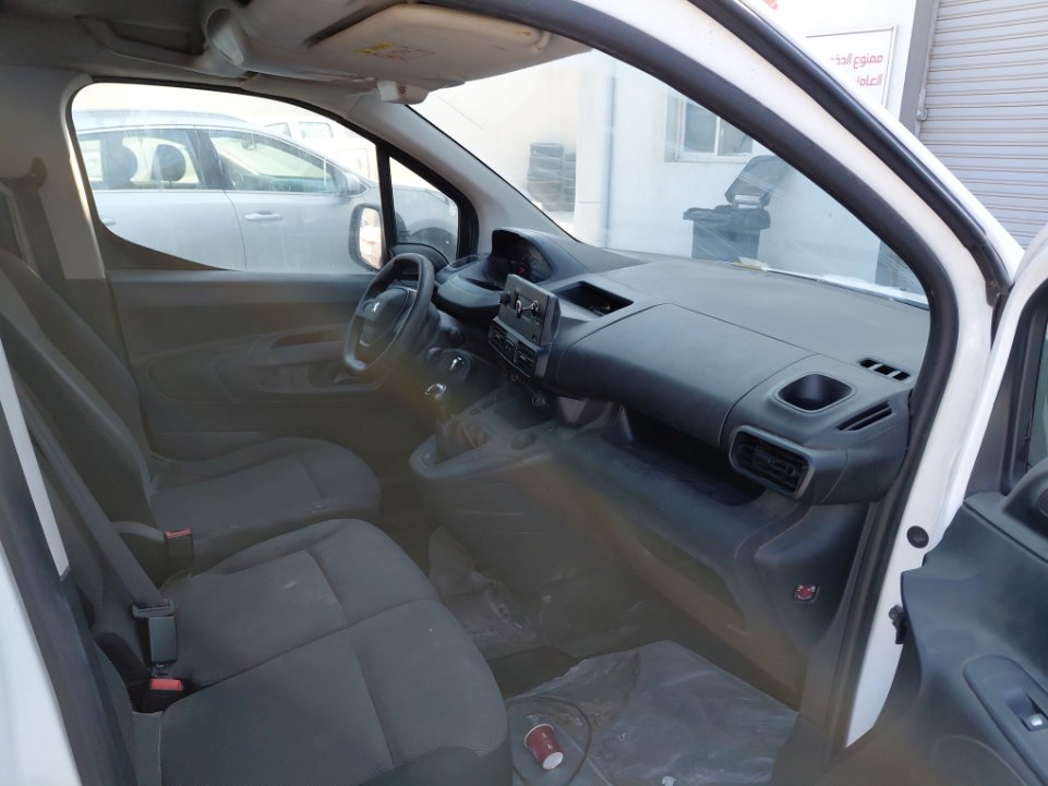 بيجو بارتنر  2022 image