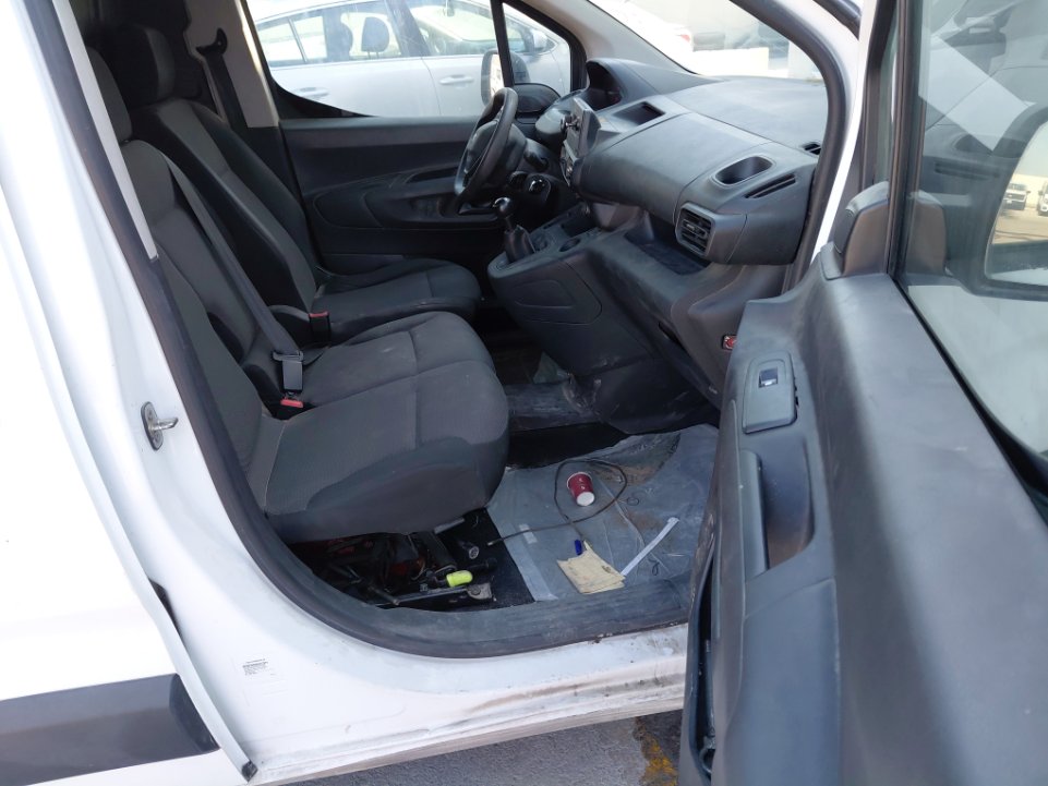 بيجو بارتنر  2022 image