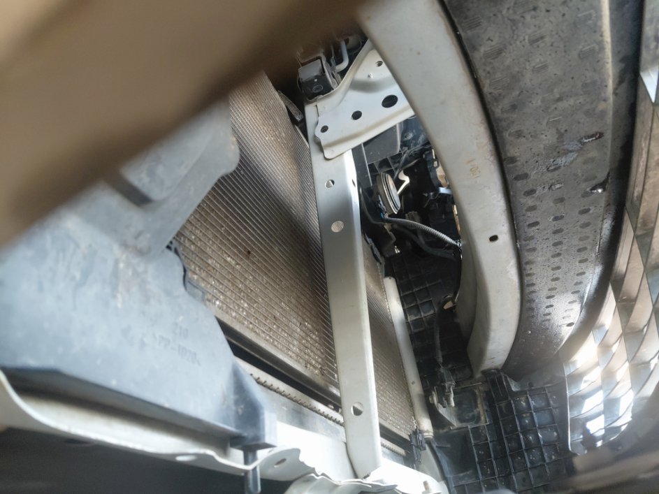 تويوتا يارس Y  2019 image