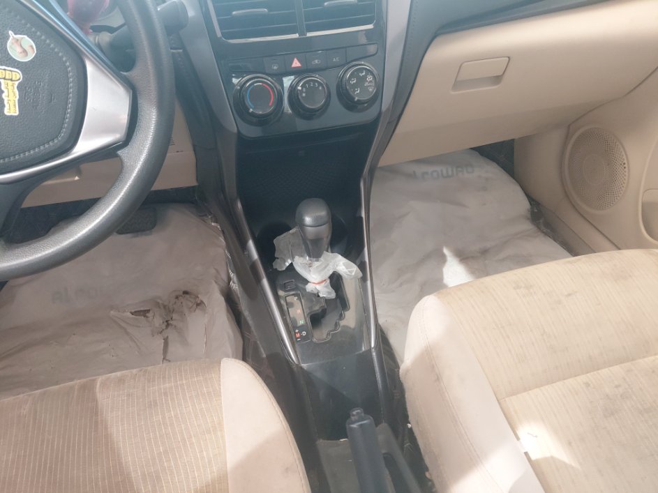 Toyota Yaris SD Y 2022 image