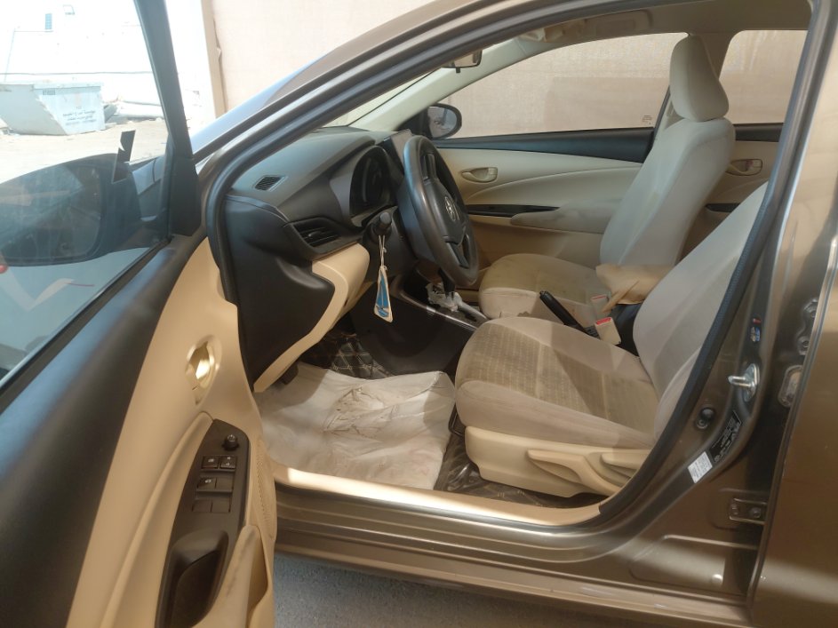 Toyota Yaris SD Y 2022 image