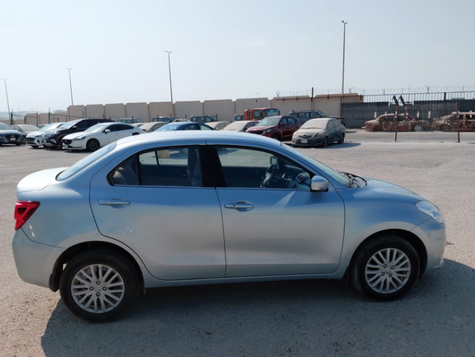 Suzuki DZIRE GLX  2024 image