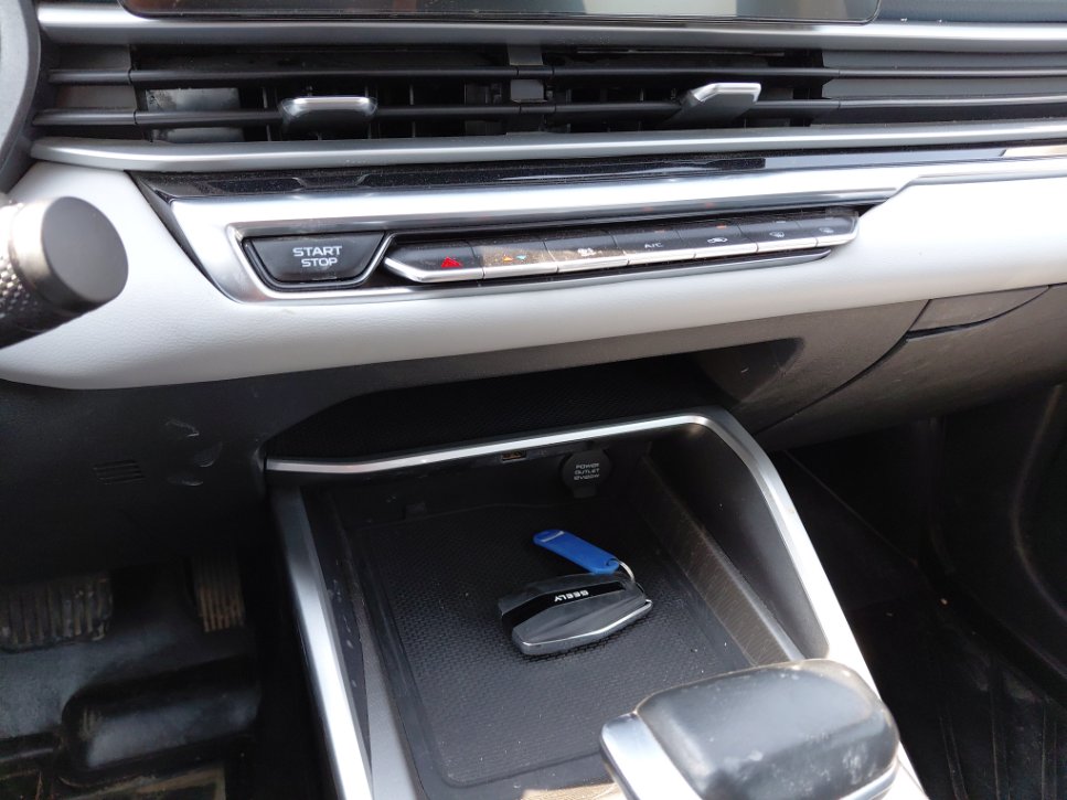 جيلي امجراند LUX 2024 image