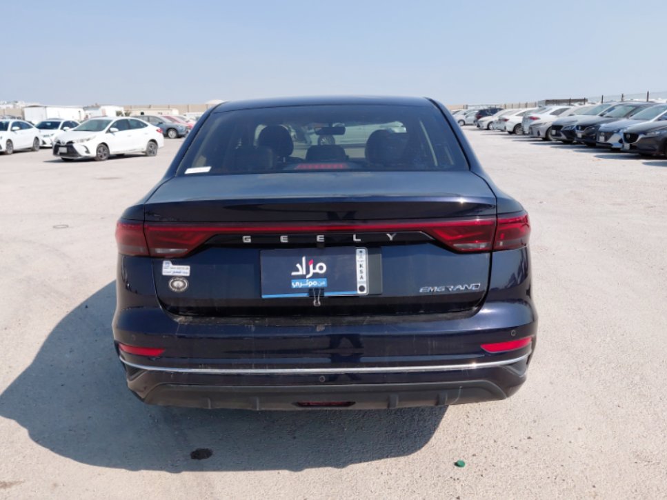 جيلي امجراند LUX 2024 image