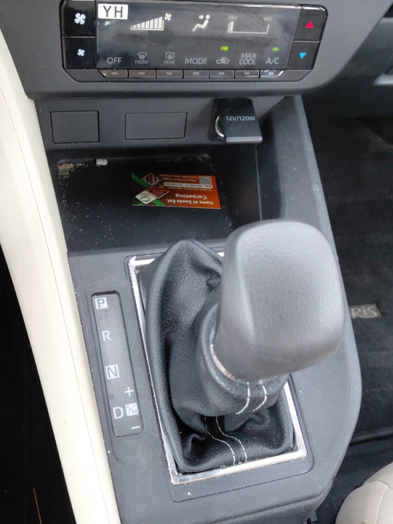 تويوتا يارس SD Y 2024 image