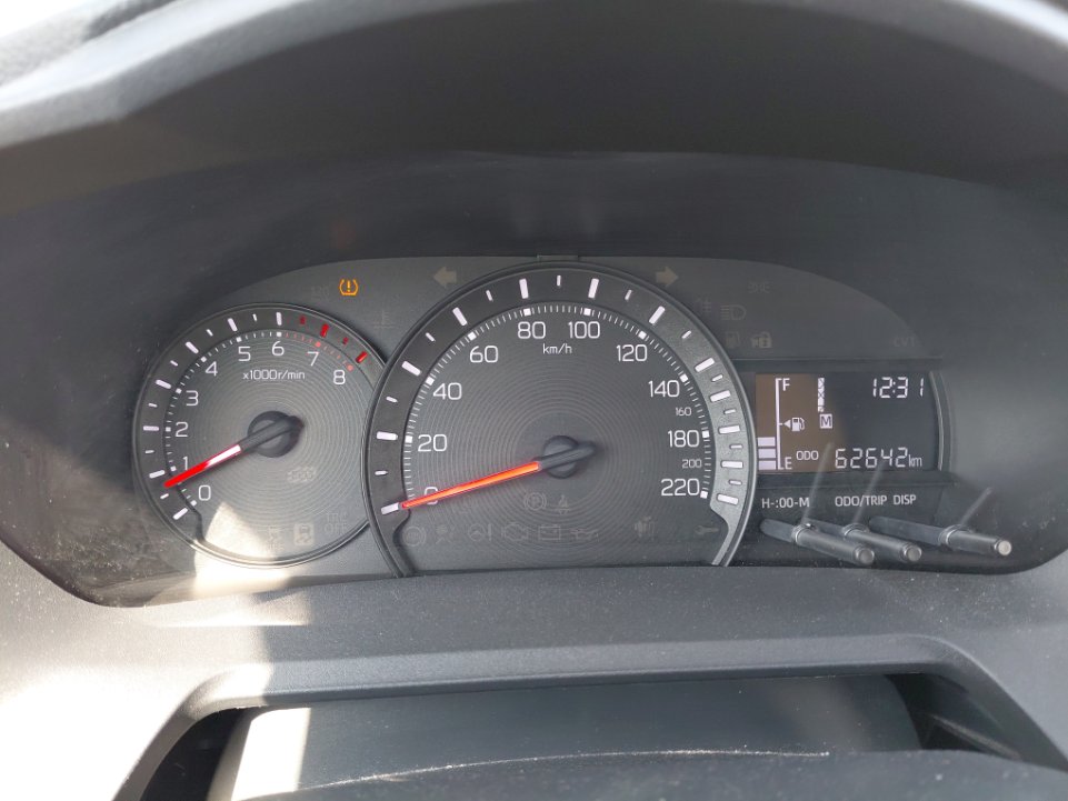 تويوتا يارس SD Y 2024 image