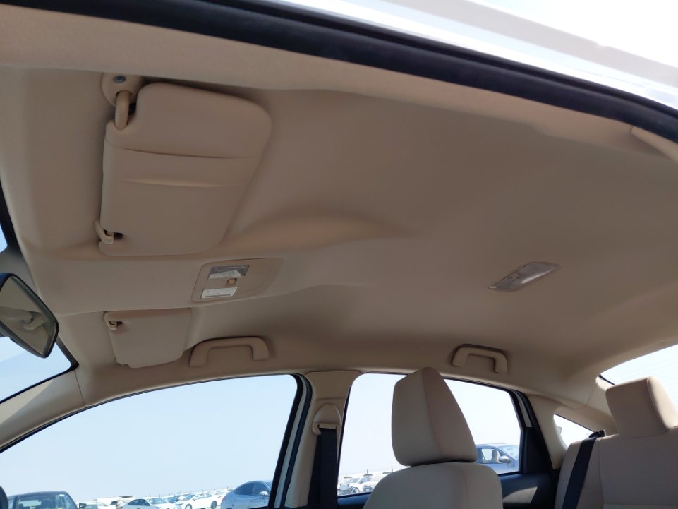 تويوتا يارس SD Y 2024 image