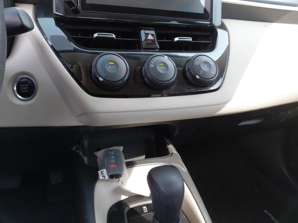 تويوتا كورولا XLI EXECUTIVE M/R  2024 image