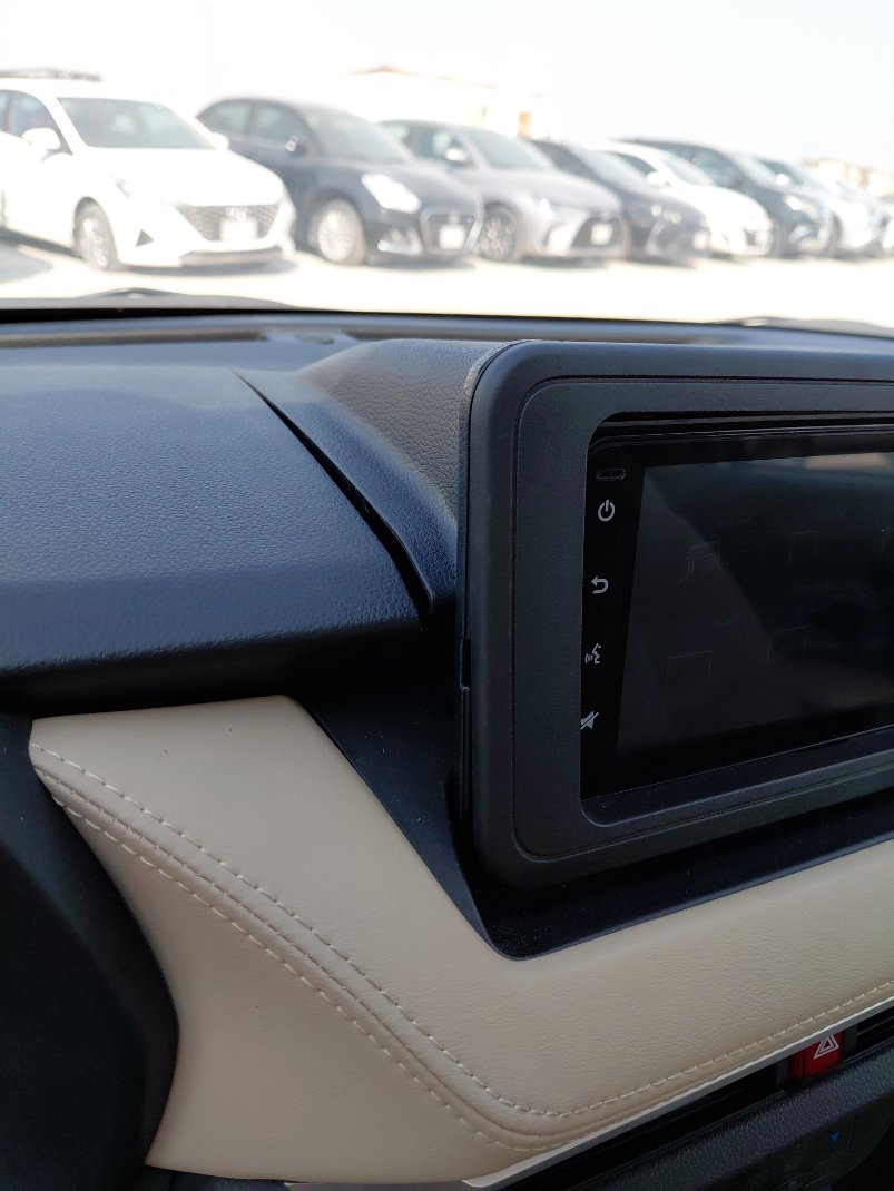 تويوتا يارس SD Y 2024 image