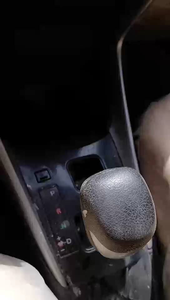 Toyota Yaris Y PLUS  2020 video