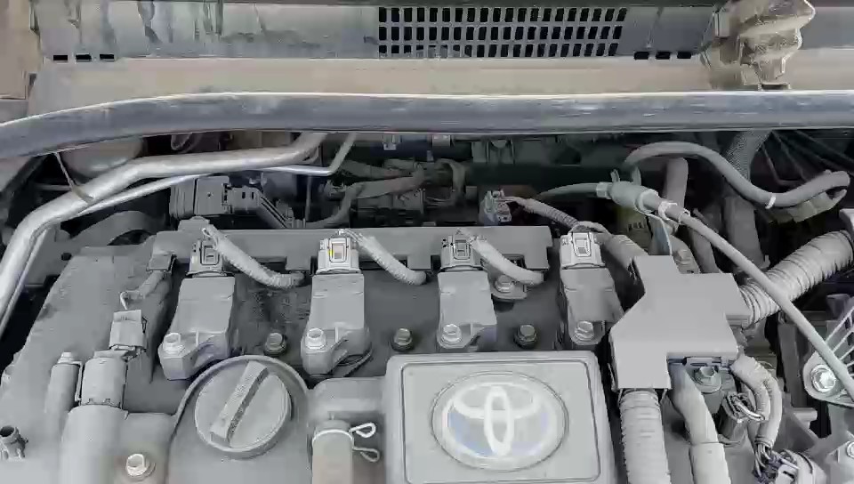 تويوتا كورولا كروس XLI HEV 2023 video