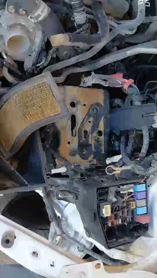 تويوتا يارس  2016 video