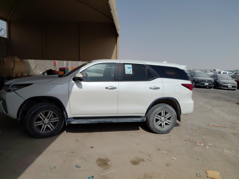 Toyota Fortuner GX2 SPORTS UTILITY   2020 image