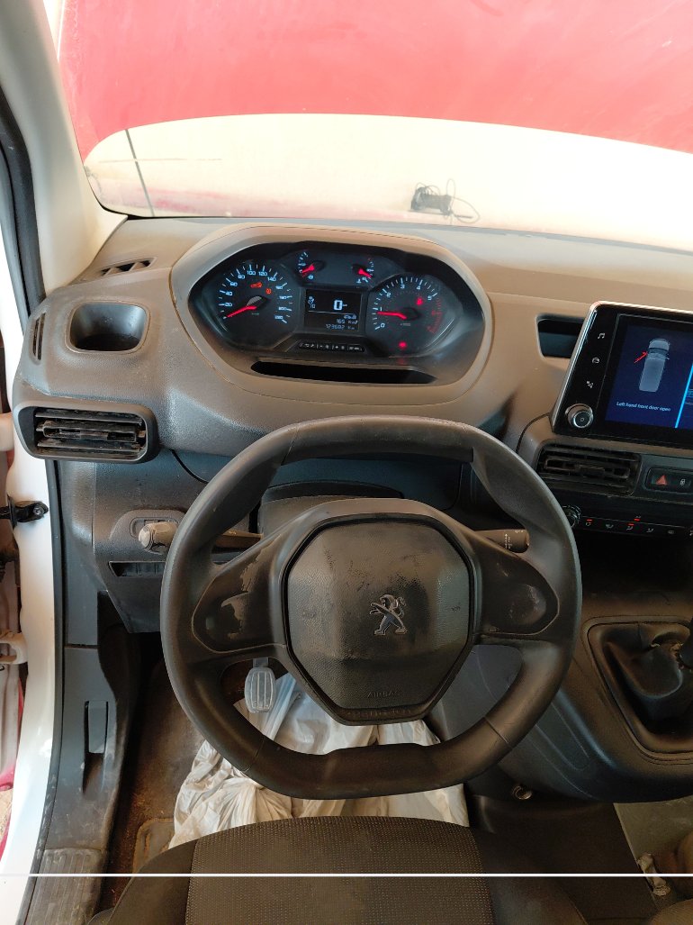 Peugeot  Partner  2023 image