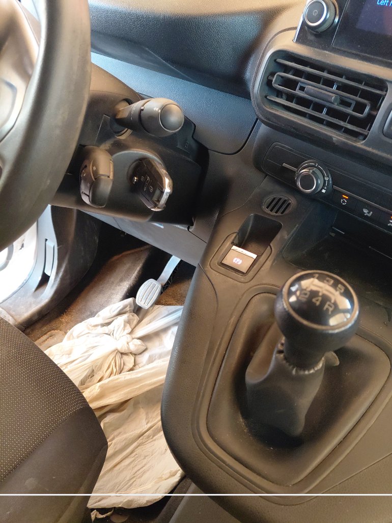 Peugeot  Partner  2023 image