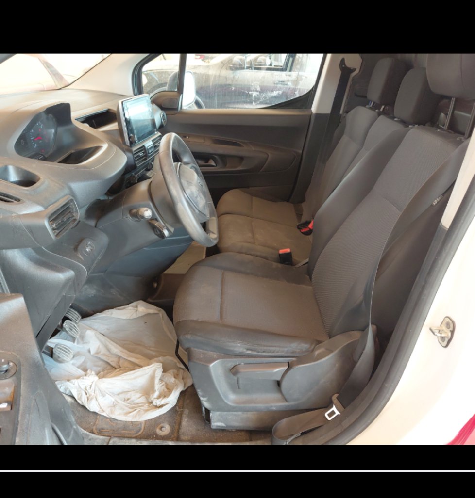 Peugeot  Partner  2023 image