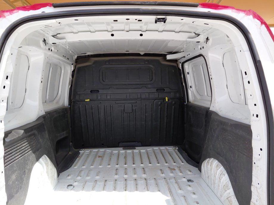 Peugeot  Partner  2023 image