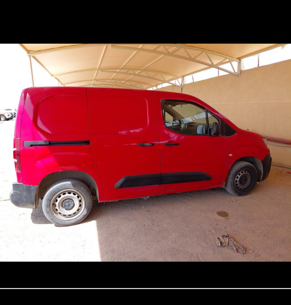 Peugeot  Partner  2023 image