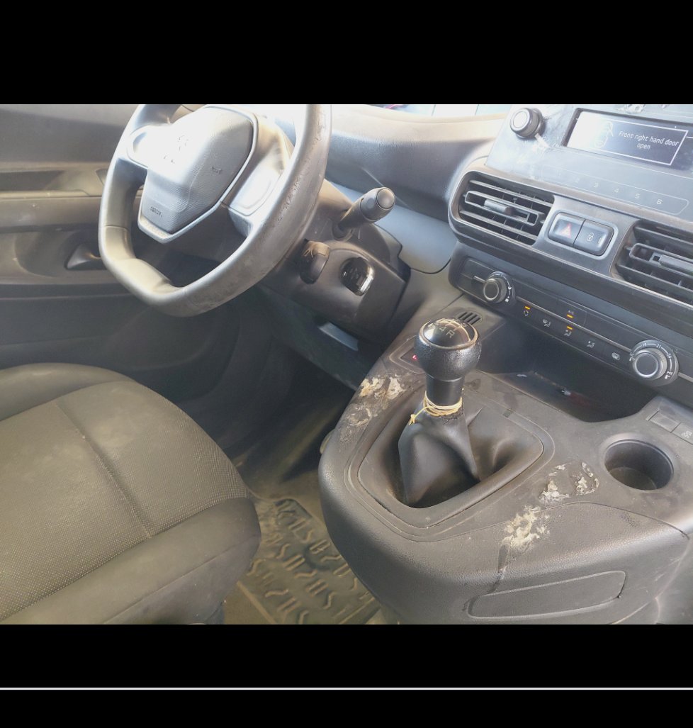 Peugeot  Partner  2022 image