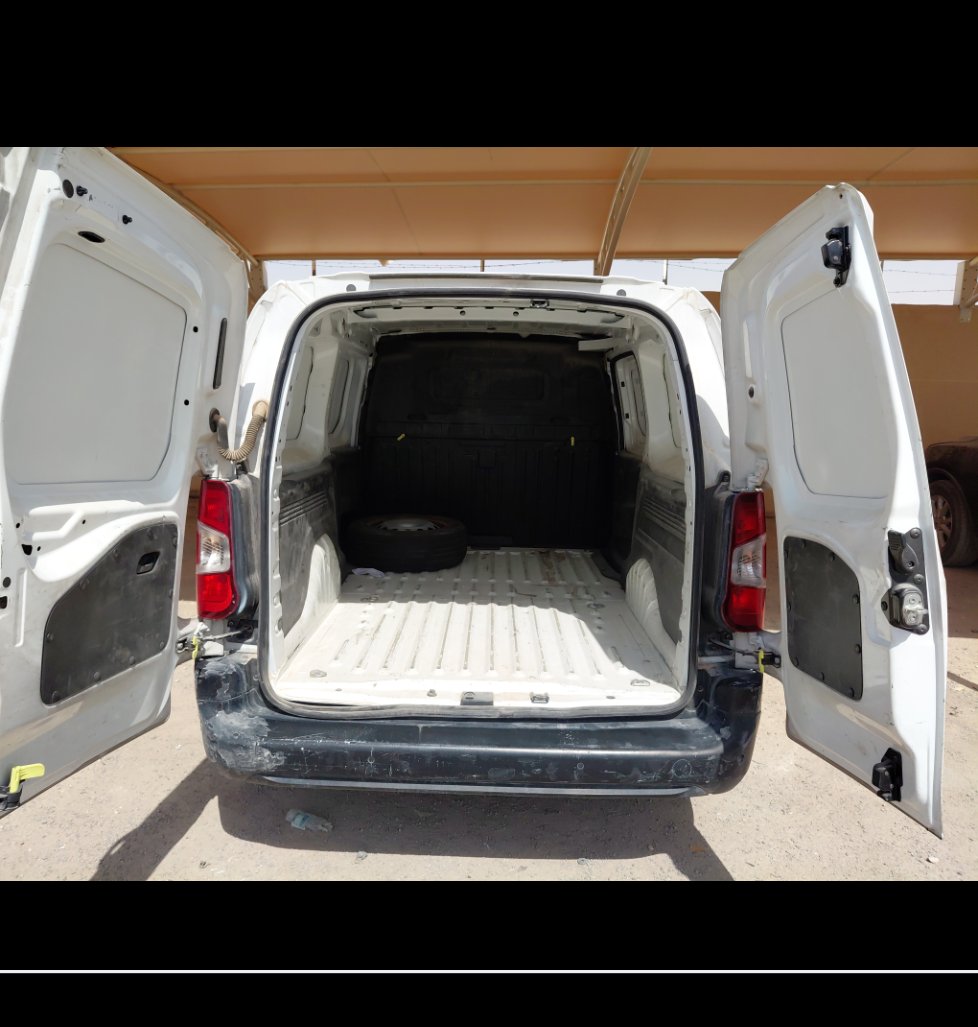 Peugeot  Partner  2022 image