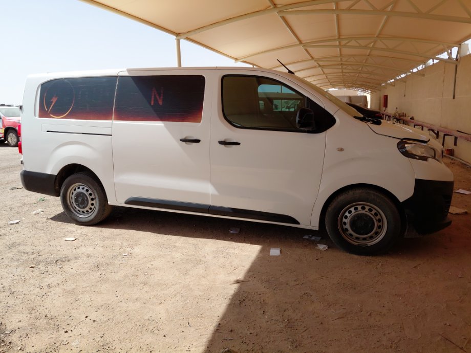Peugeot  Expert Van  2022 image