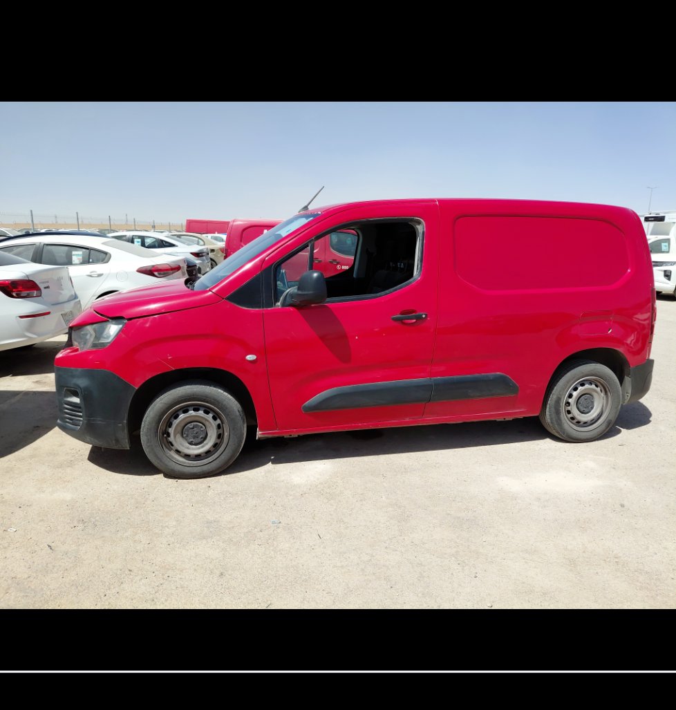 Peugeot  Partner  2023 image