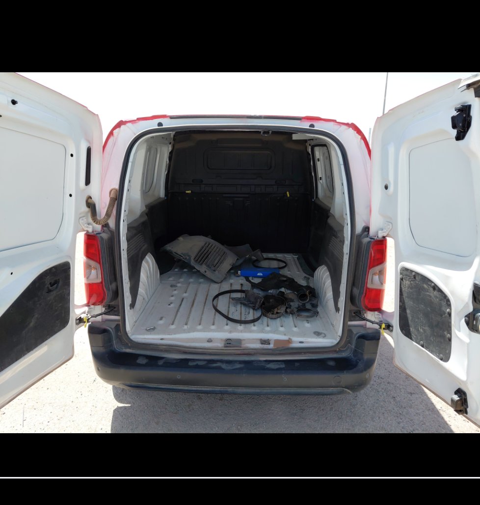 Peugeot  Partner  2023 image