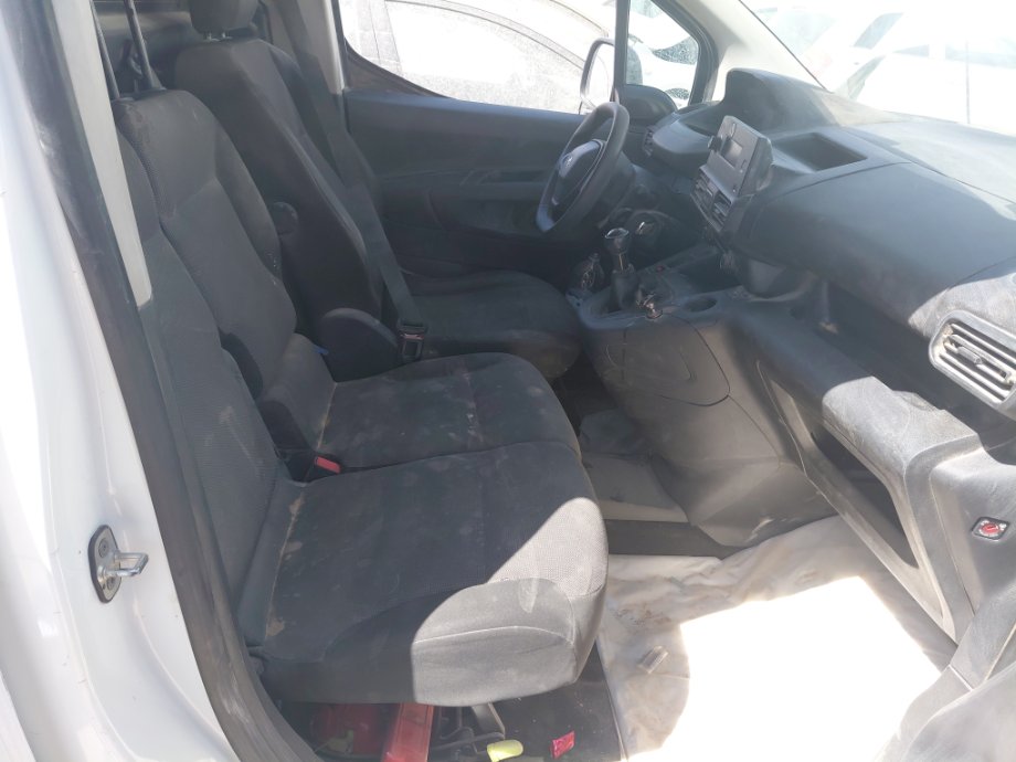 Peugeot  Partner  2022 image