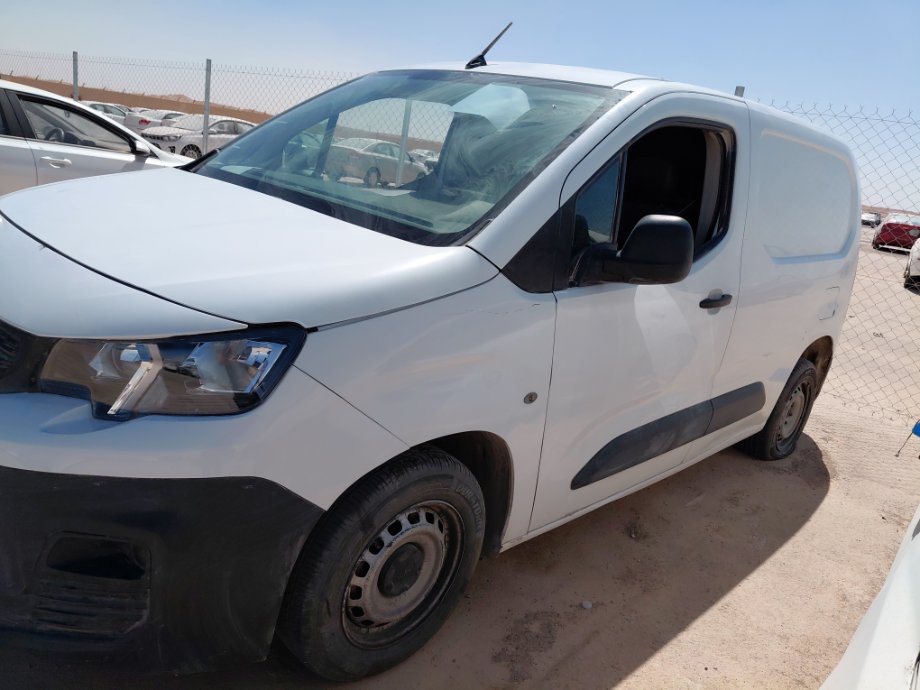 Peugeot  Partner  2022 image